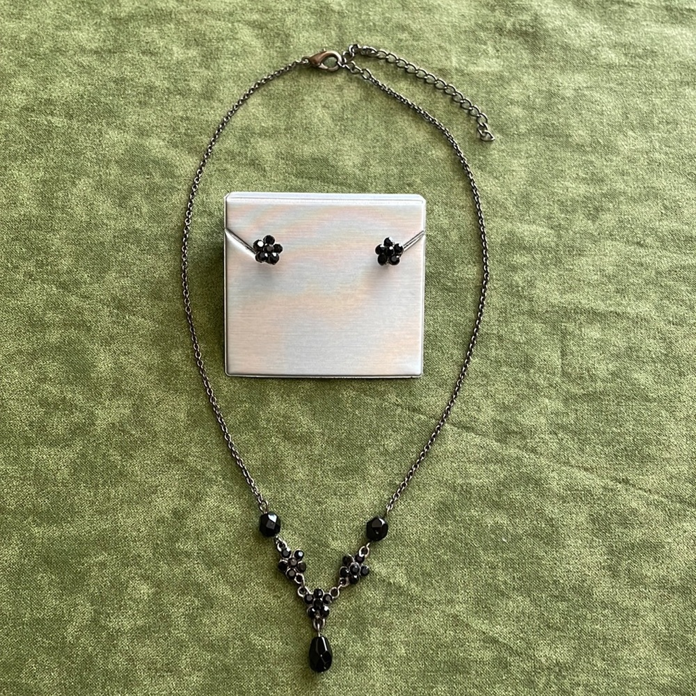 Necklace and Earring Set
